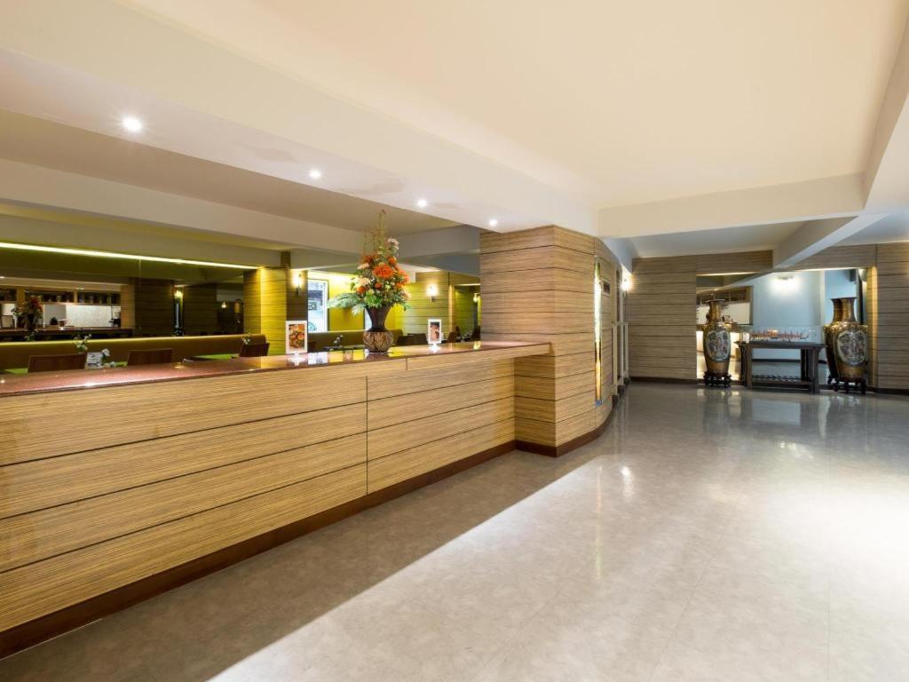 New Suanmali hotel Bangkok Dış mekan fotoğraf